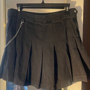 H&M Black Mini Skirt with Chain Accent